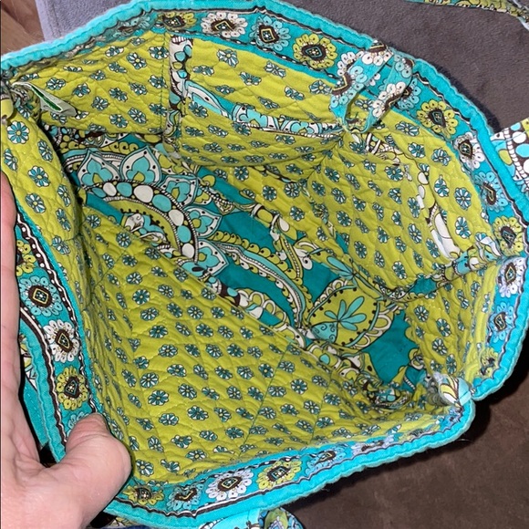 Vera Bradley Bag - Picture 4 of 5